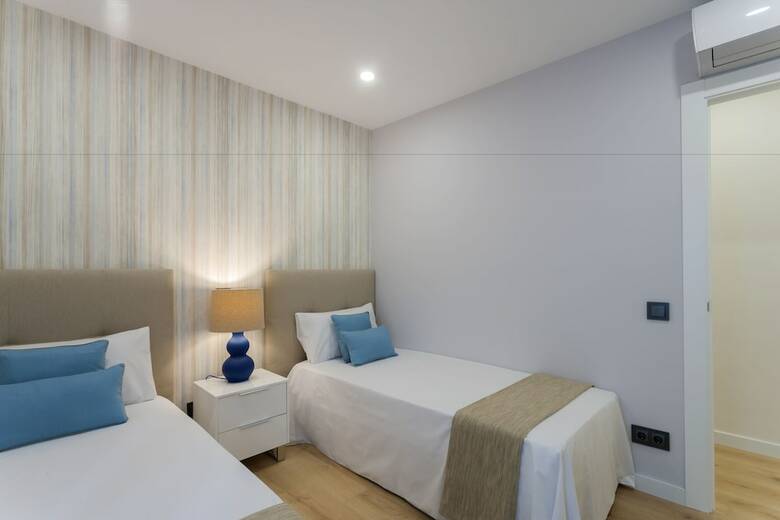Dobo Homes Relatores III Apartment