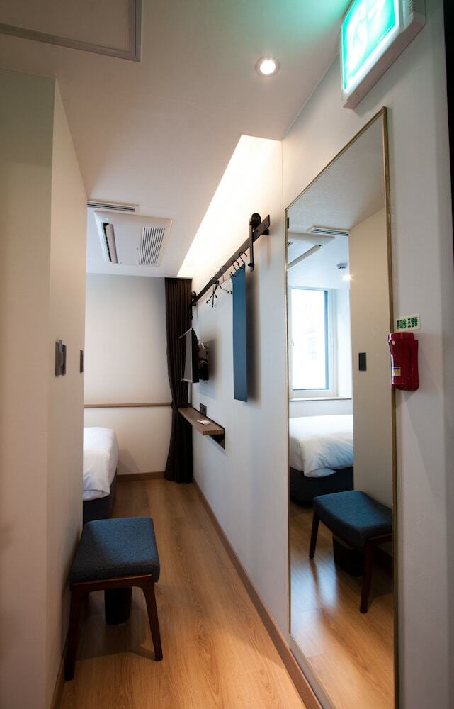 First Stay Hotel Tawny Owl