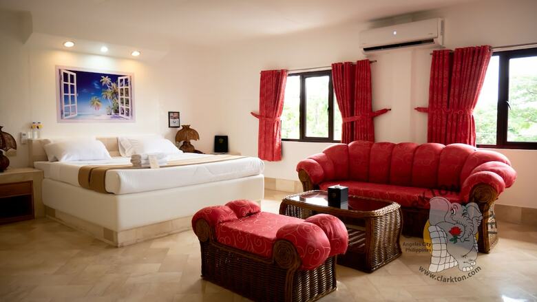 Clarkton Hotel