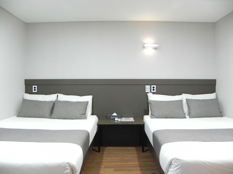 Hotel Ehwa In Myeongdong