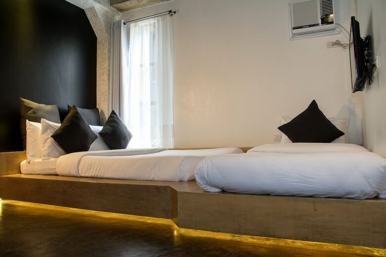 Urban Boutique Hotel