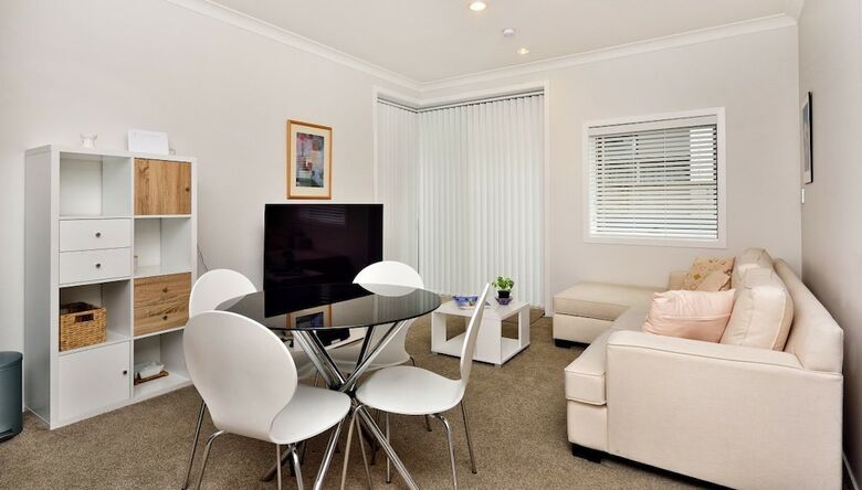 Private 4 Bedroom Beach House In Bondi