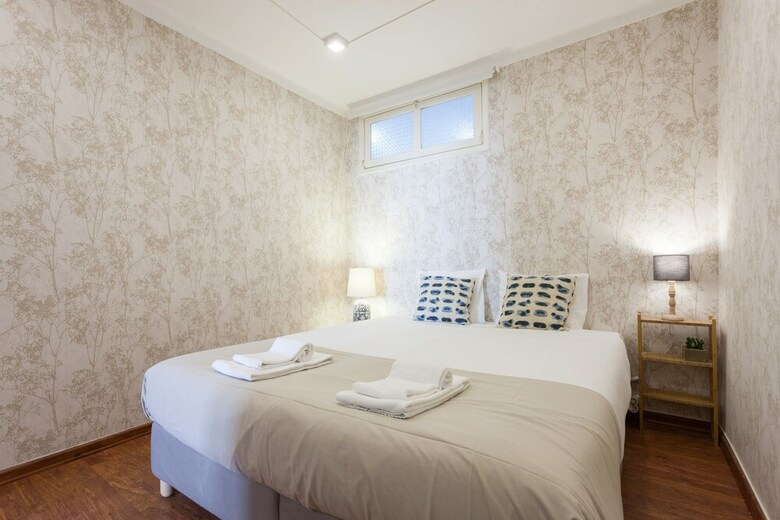 Liberty Duplex Three-bedroom Apartment - By Lu Holidays
