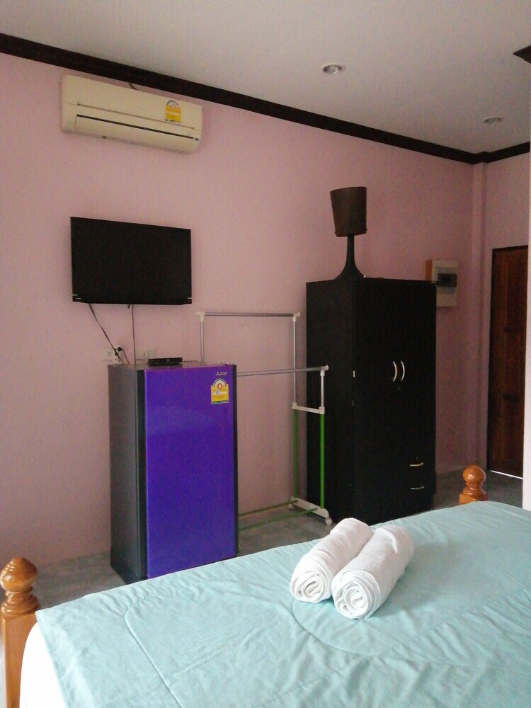 Hotel Sai Rung Resort
