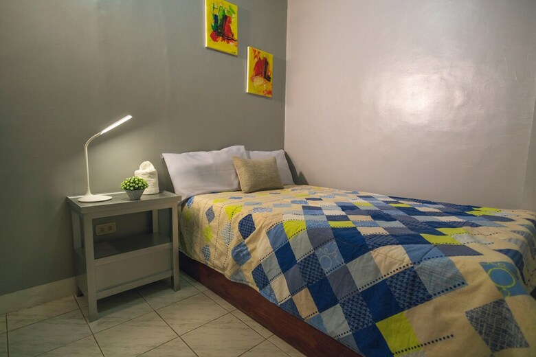 Hotel Mellow Apartelle And Tourist Inn