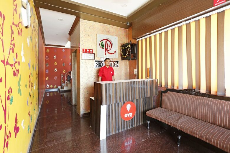 Oyo 6541 Hotel Relax Inn