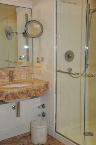 Hotel Gasthof Alte Post Holzkirchen
