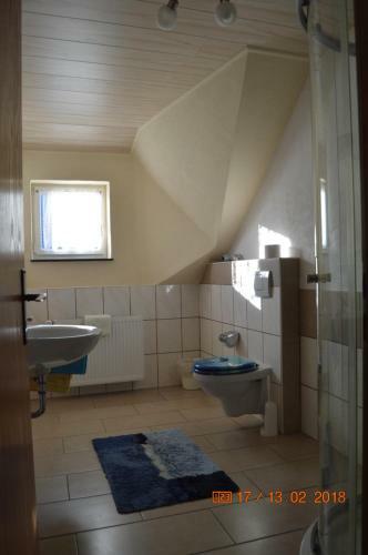 Hostal Gasthaus Und Pension Mombergstube