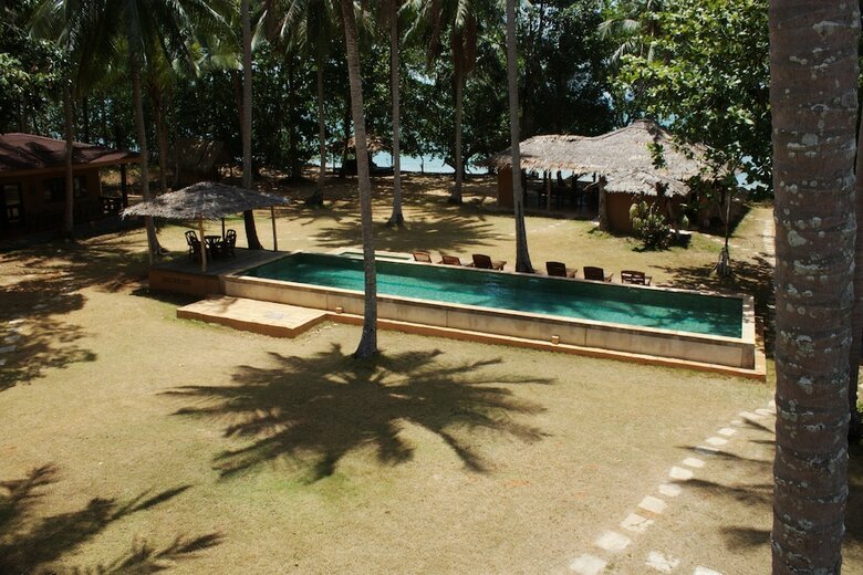 Hotel Melina's Beach Front Bungalow