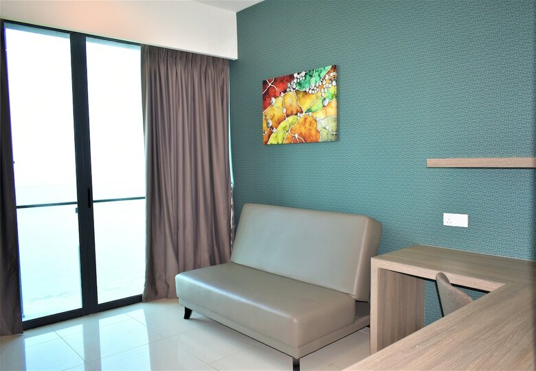 D'wharf Hotel & Serviced Residence