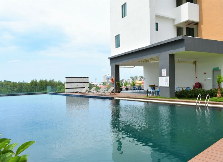 D'wharf Hotel & Serviced Residence