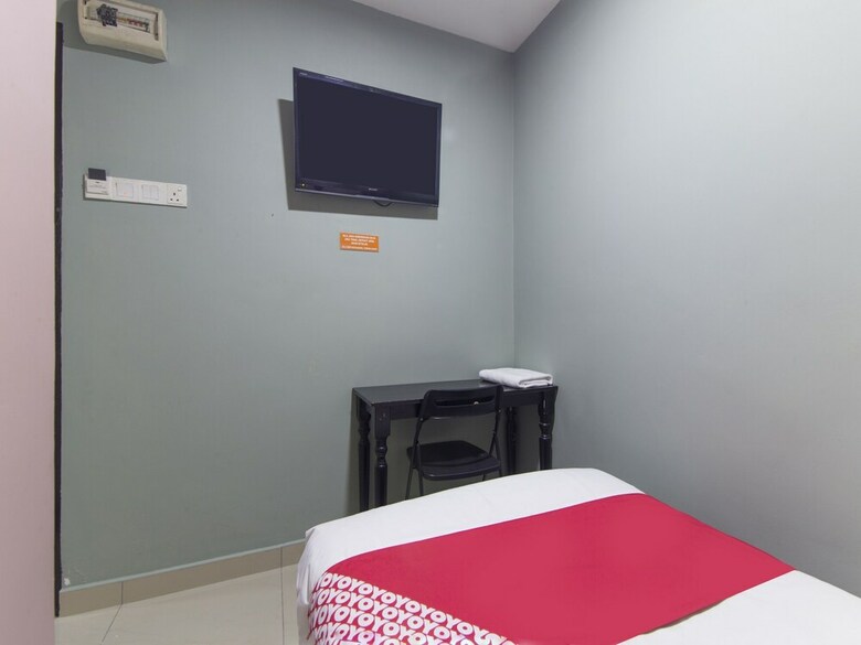 Motel Oyo 950 Orange Hotel