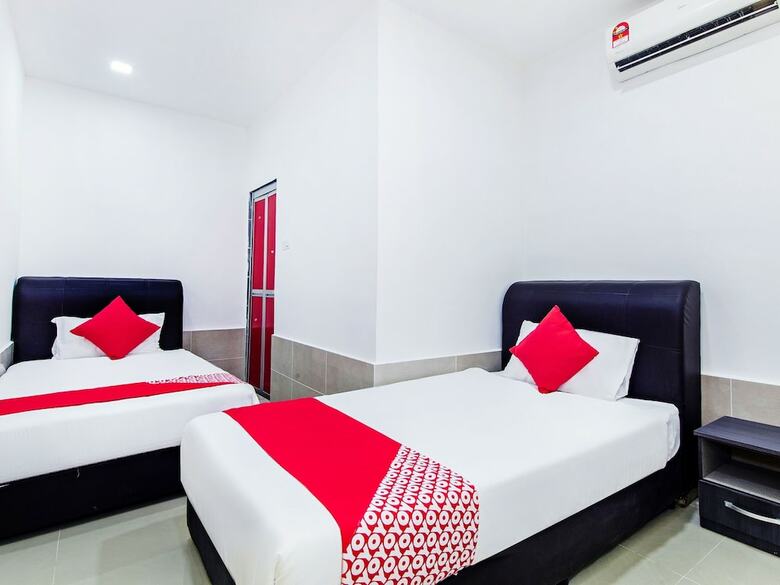 Oyo 414  Adiff Palace Hotel