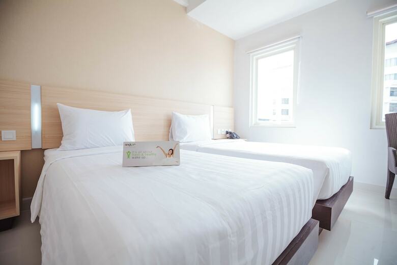 Hotel Whiz Prime Sudirman Makassar