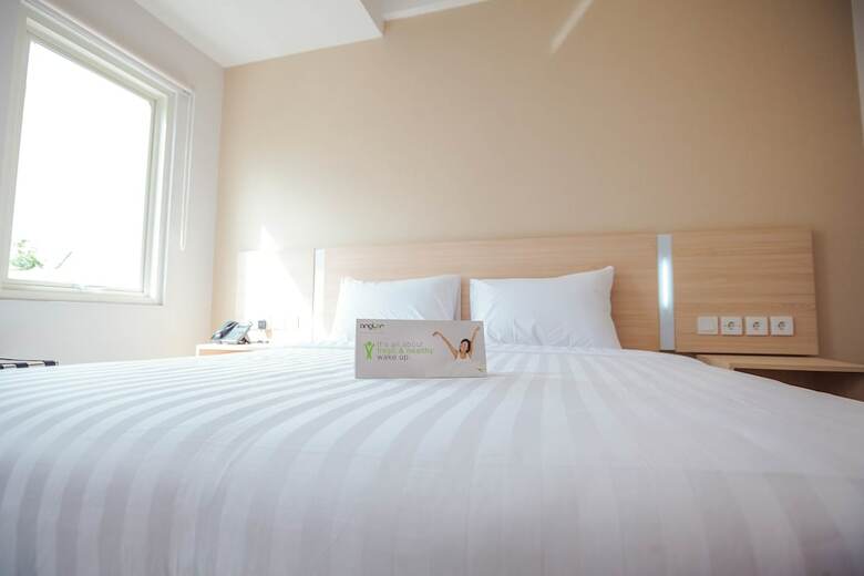 Hotel Whiz Prime Sudirman Makassar