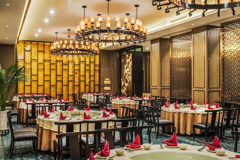 Felton Gloria Grand Hotel Bazhong