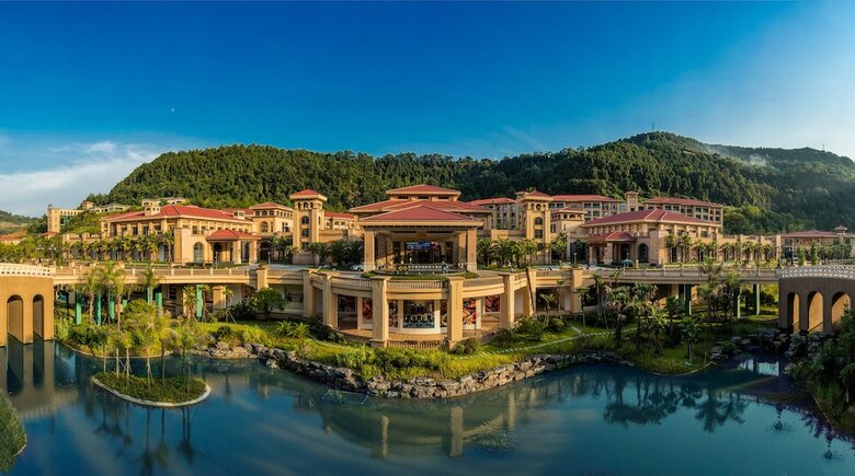 Felton Gloria Grand Hotel Bazhong