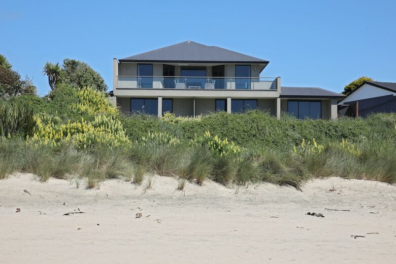 Hotel Curio Bay Salt House Motel