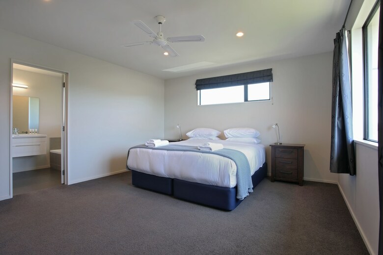 Hotel Curio Bay Salt House Motel