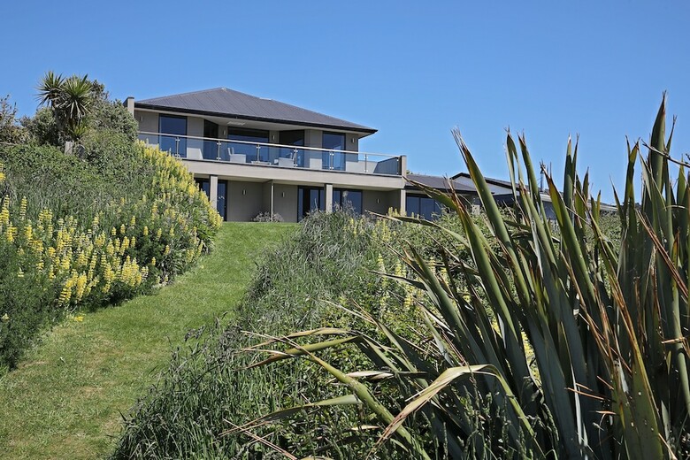 Hotel Curio Bay Salt House Motel