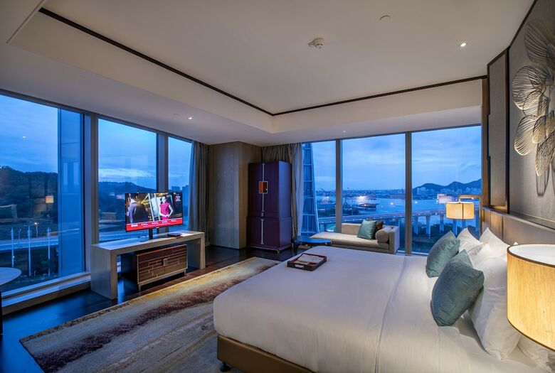 Hotel Hualuxe Xiamen Haicang