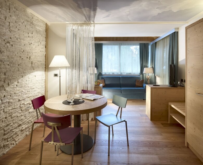 Residencia Color Home Suite Apartments