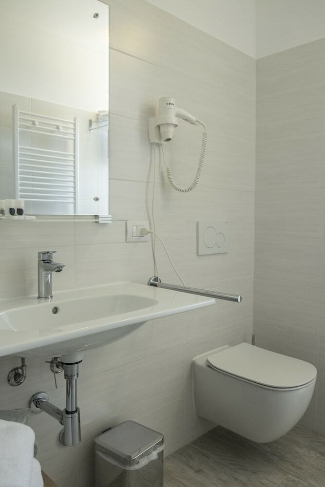 Hotel Stella Delle Langhe