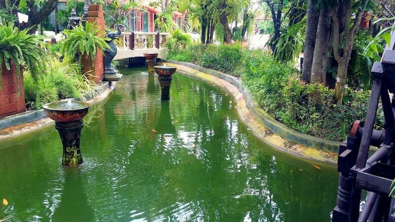 Hotel Chuchai Buri Sri Amphawa