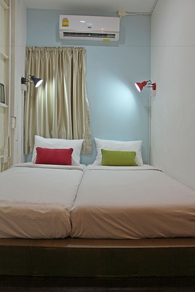 Hostal Zleep Inn Chiang Mai - Hostel