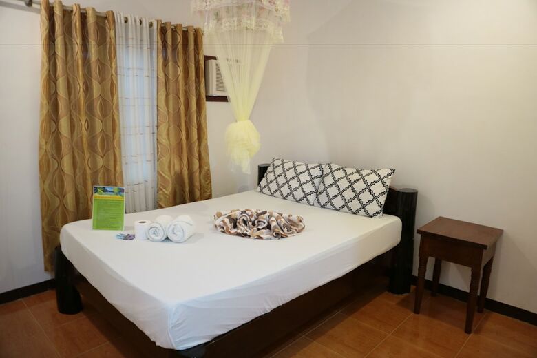 Hotel Sophia's Beach Guest House