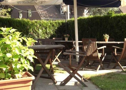 Hostal Hotel Garni Haus Sch�nberger