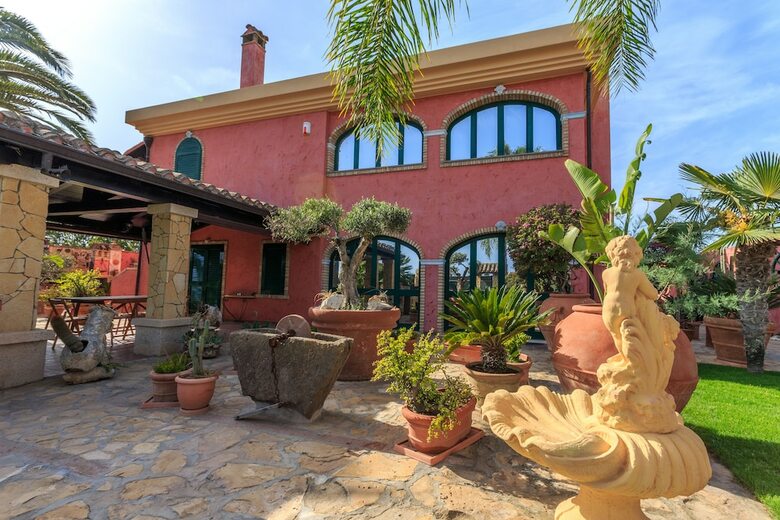 Holiday Apartment Villa Flumini