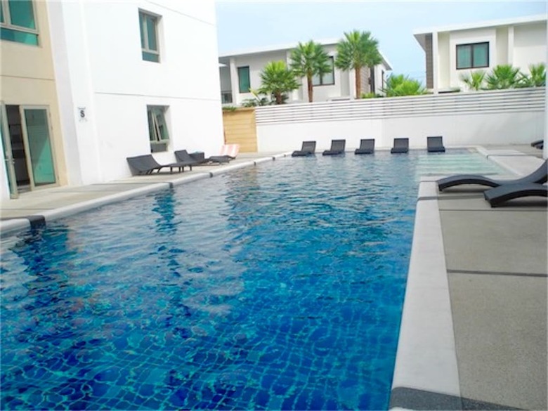 Kamala Regent Modern 2 Bedrooms Apartment