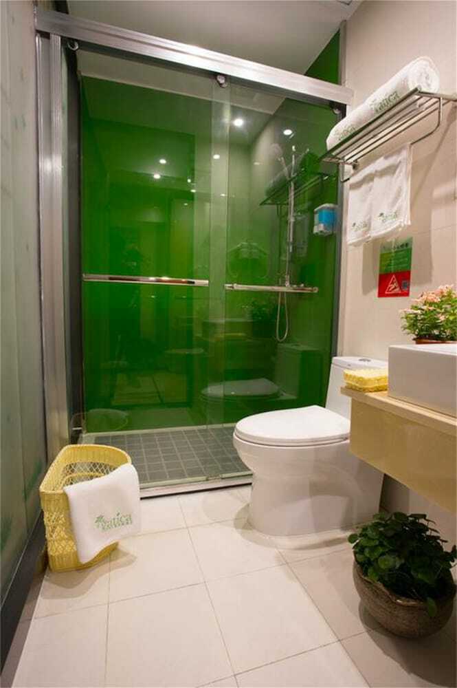 Greentree Inn Shanghai Disney Hotel