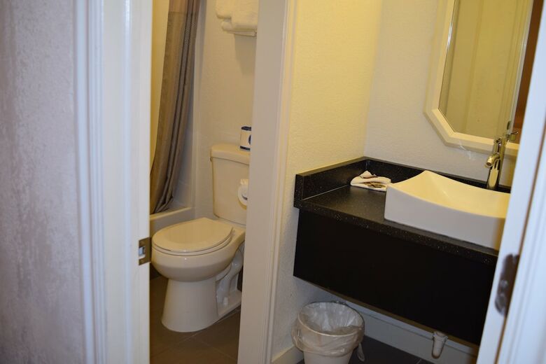 Hotel Little Suites Provo Extended Stay