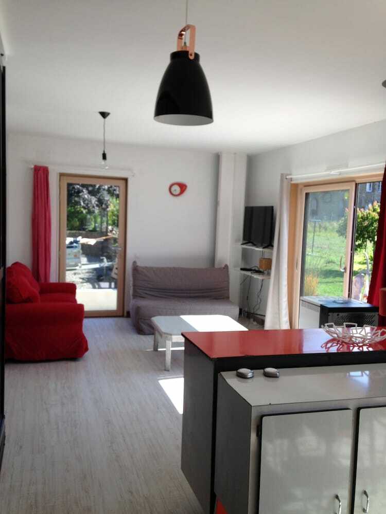 Apartamento 4 G�tes B�tisses � Jean