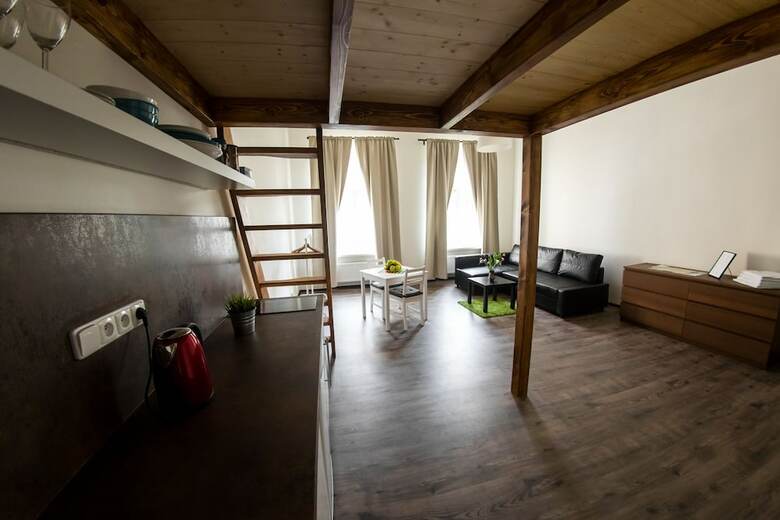 Freedom Rooms And Apartments
