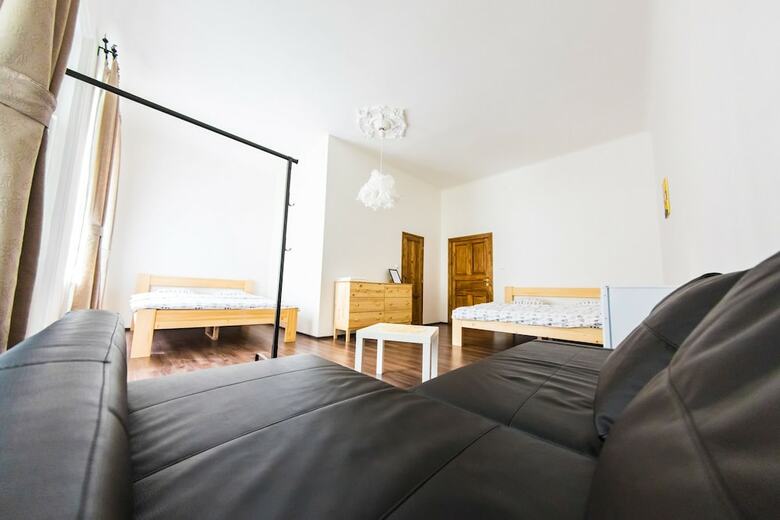 Freedom Rooms And Apartments