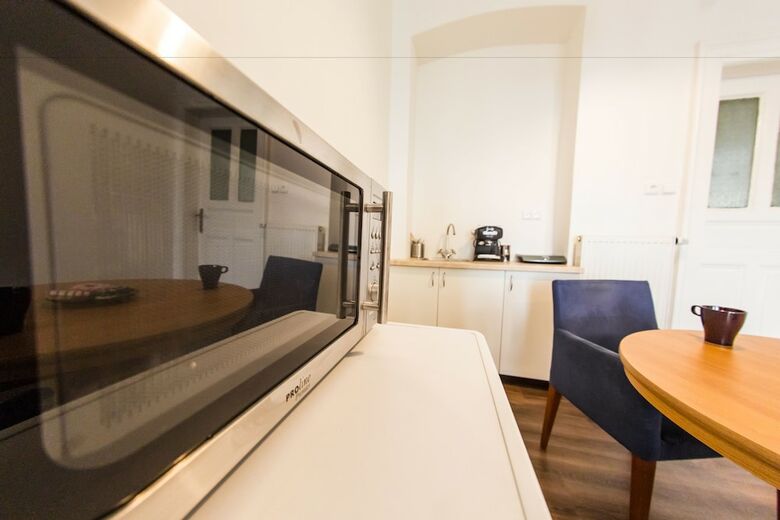 Freedom Rooms And Apartments