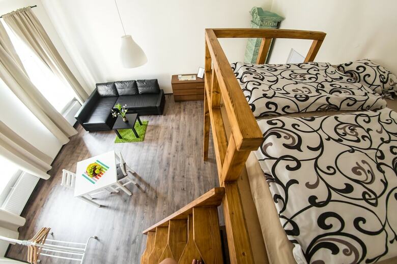 Freedom Rooms And Apartments