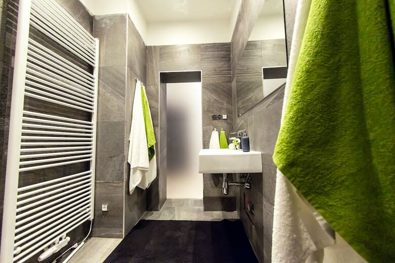 Freedom Rooms And Apartments