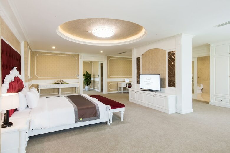 M?ong Thanh Grand Hoang Mai Hotel