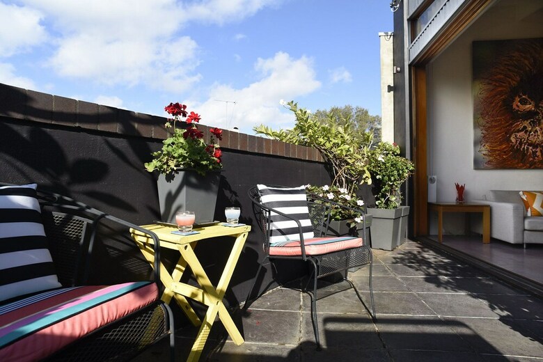 Apartamentos Sydney Two Storey Warehouse Style Home
