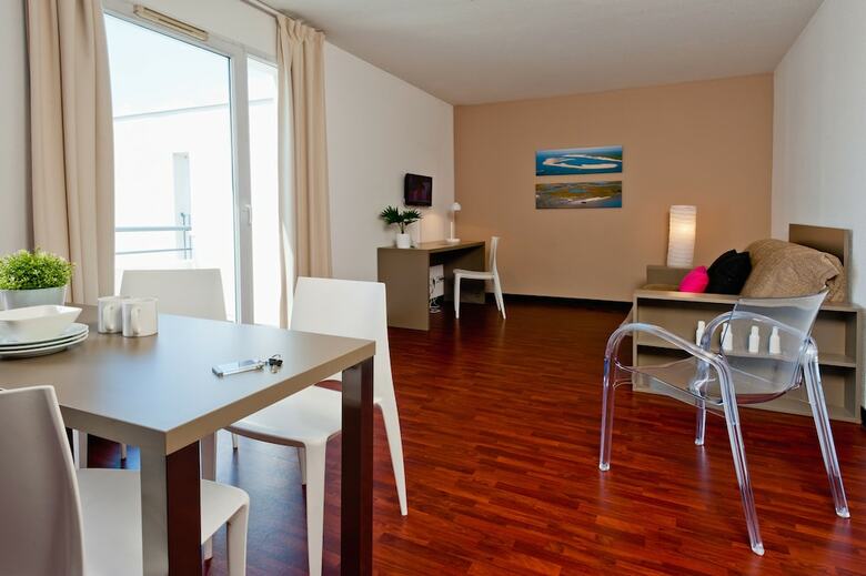 Residencia T�n�o Apparthotel Talence