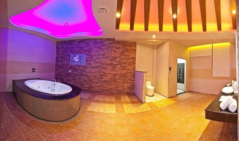 Wei Feng Exquisite Hotel Nanzi Branch