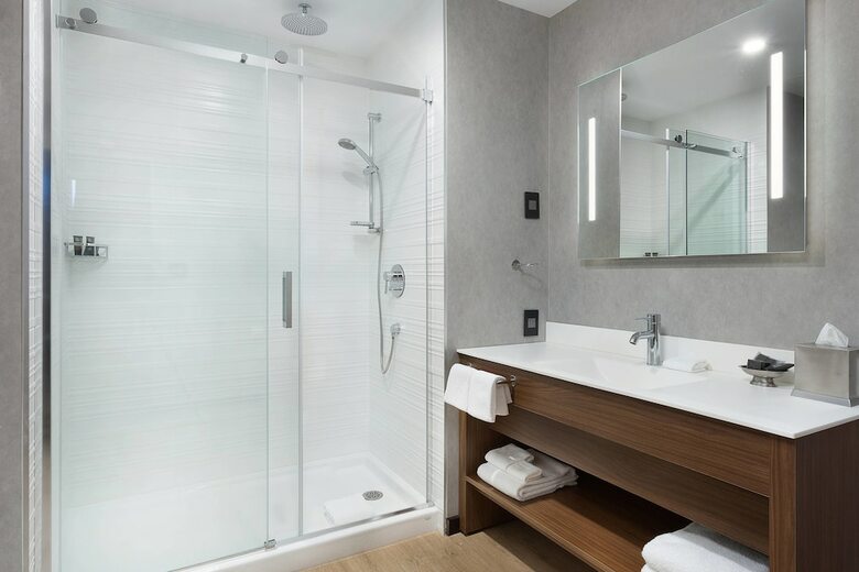 AC Hotel By Marriott Montreal Downtown