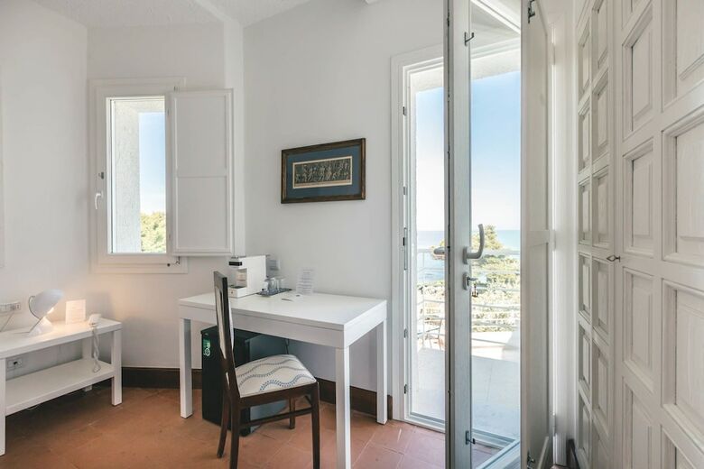 Villa Vignola Hotel & Restaurant