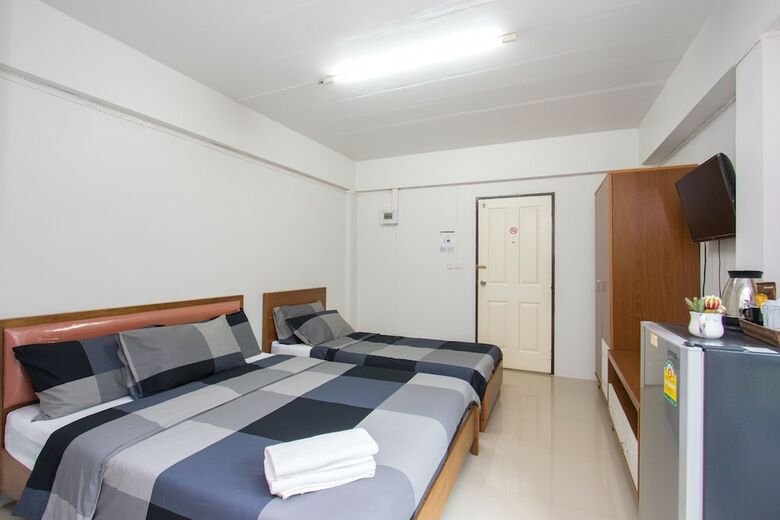 I-home Residence And Hotel