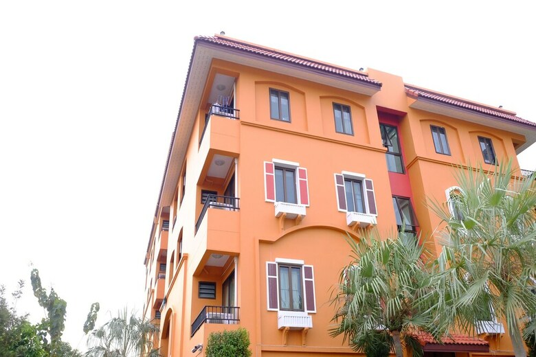 I-home Residence And Hotel