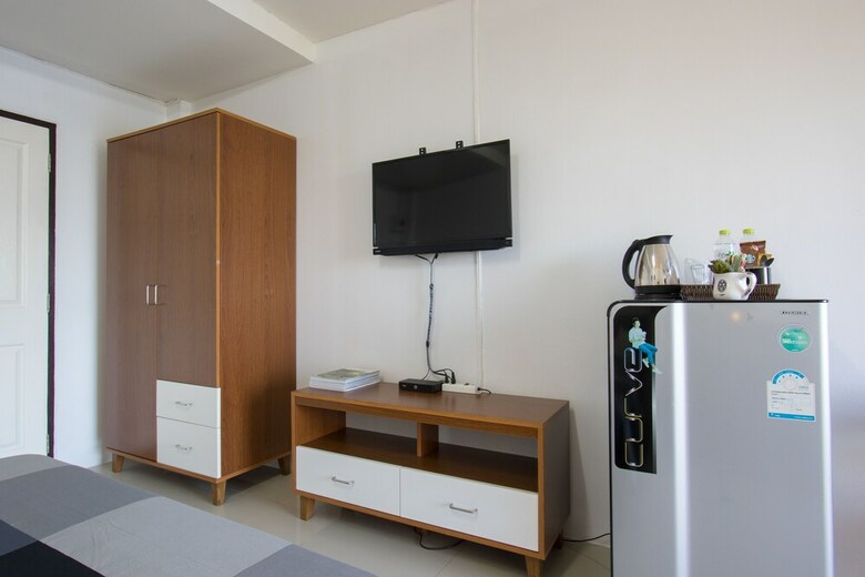 I-home Residence And Hotel